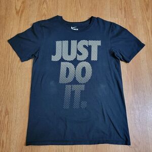 Nike Air Max Vapormax Men's Black White T Shirt Size Small S Velour Just Do It